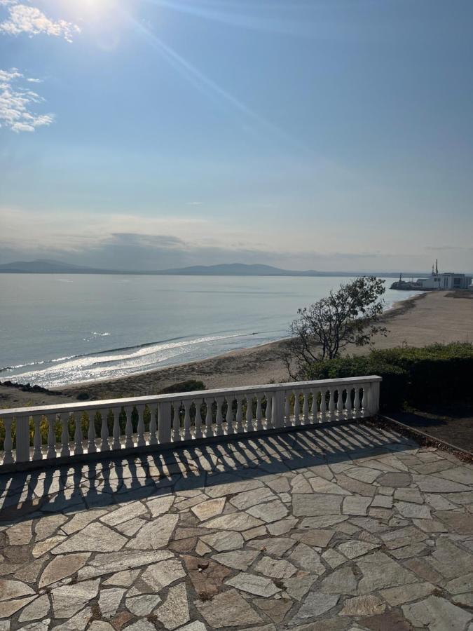 Azzurro Premium Apartment On Bulevard Bogoridi Burgas Exterior foto