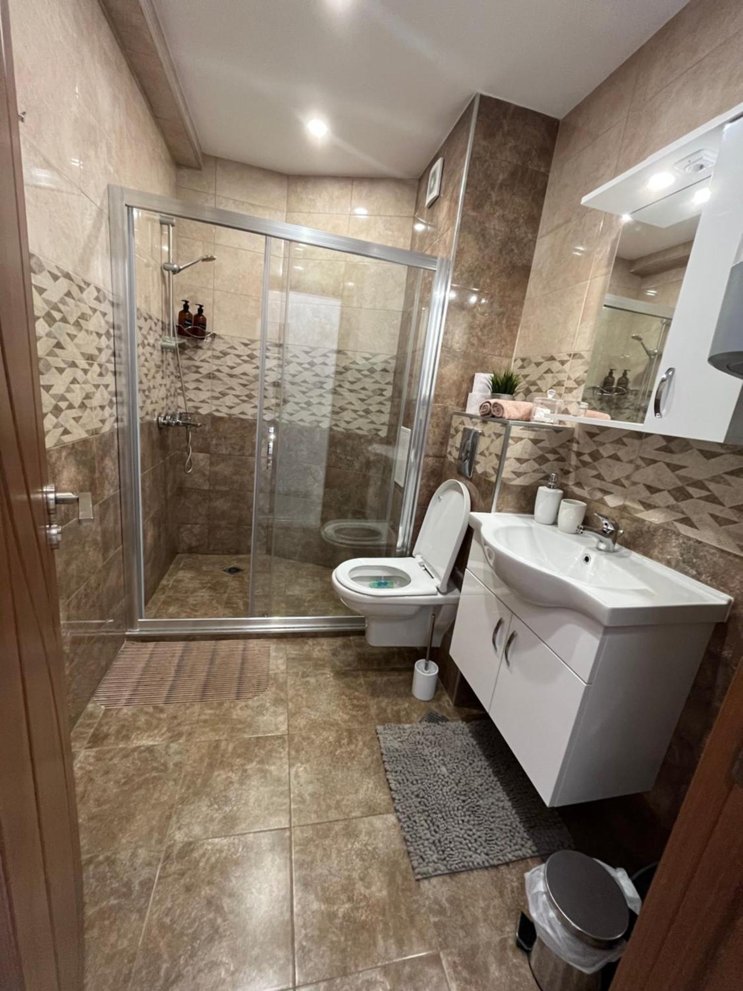 Azzurro Premium Apartment On Bulevard Bogoridi Burgas Exterior foto