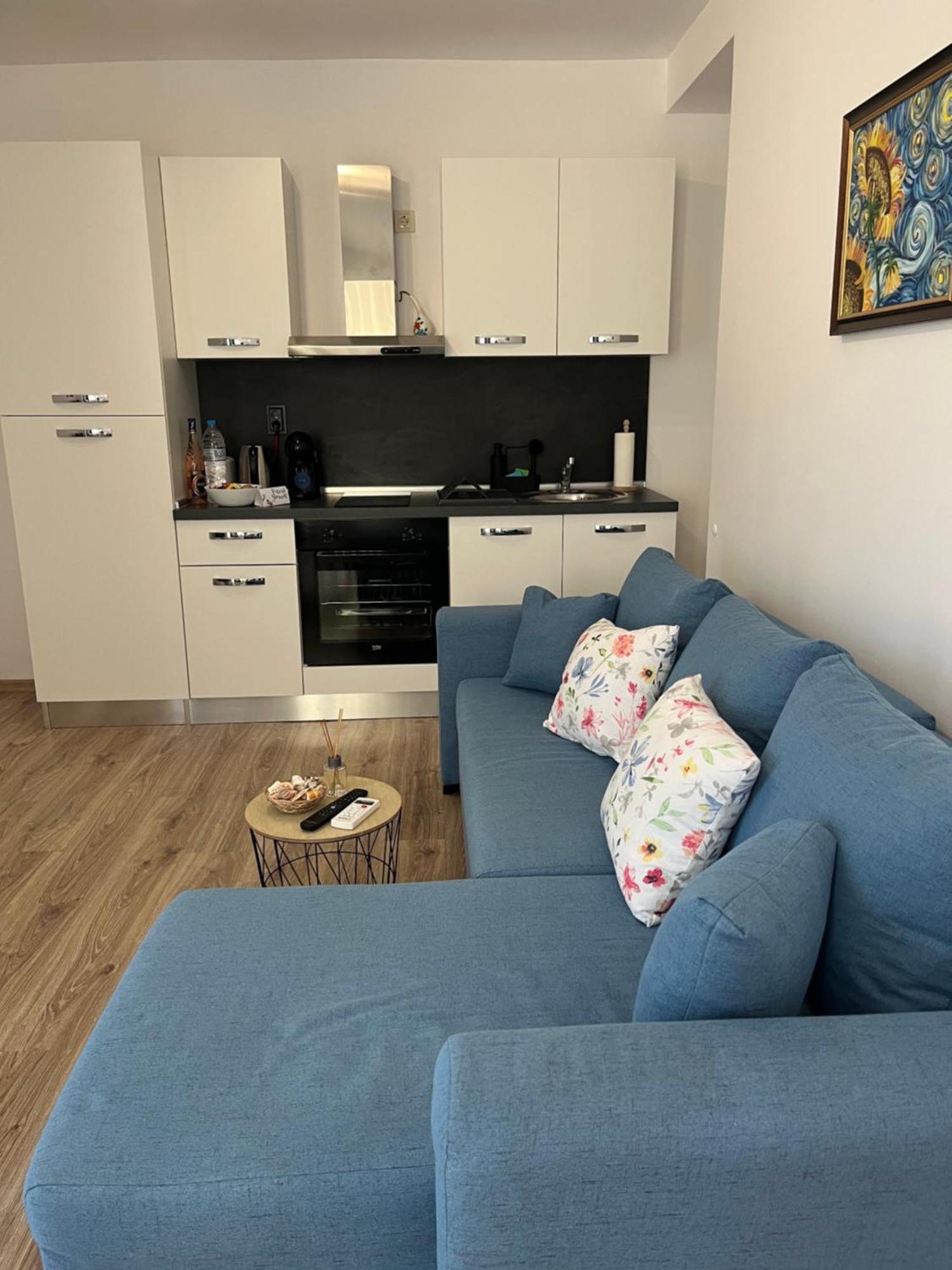 Azzurro Premium Apartment On Bulevard Bogoridi Burgas Exterior foto